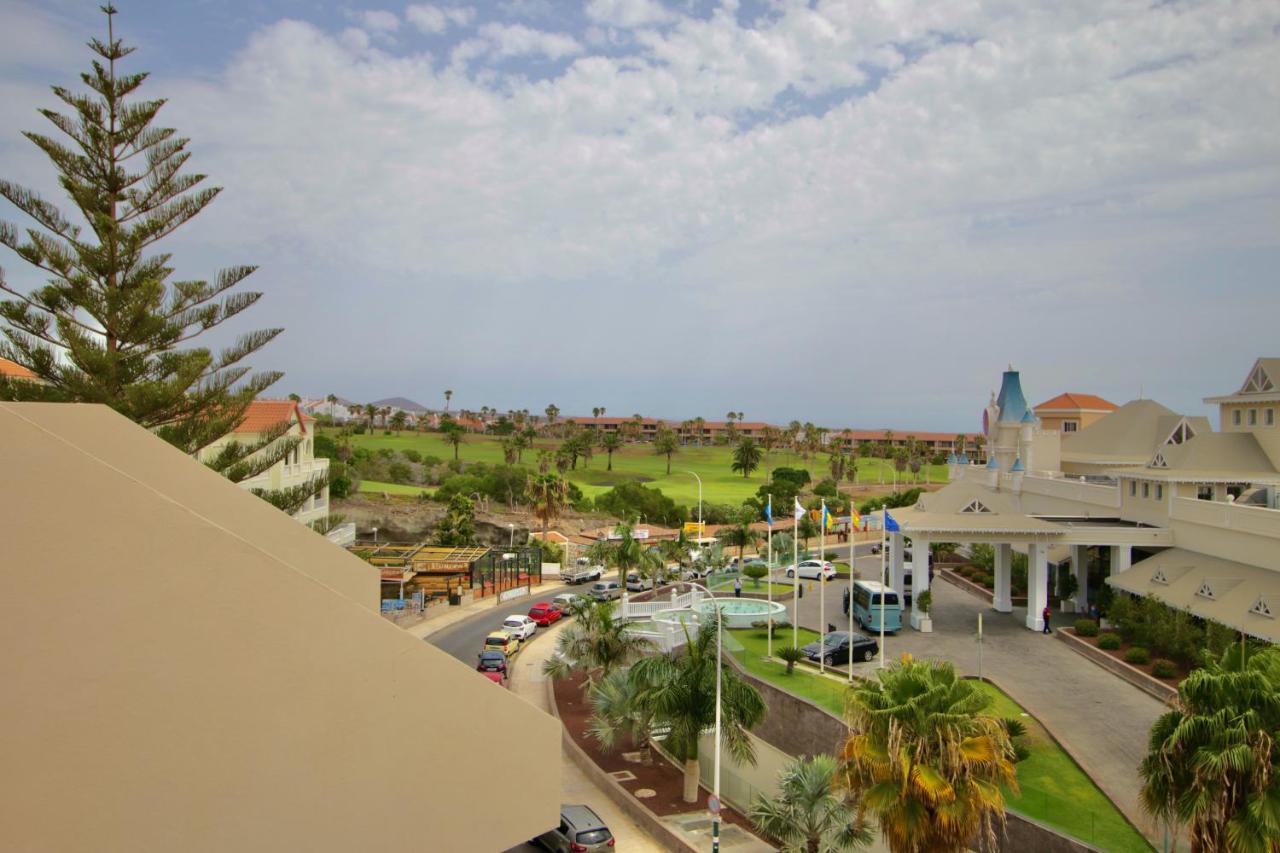 Bookinn Golf Park Sunny Cozy Apartment Near The Ocean With Large Double Terraces, Fiber Wifi, 3 Pools, Bbq Tenerife South Сан Мигел де Абона Екстериор снимка