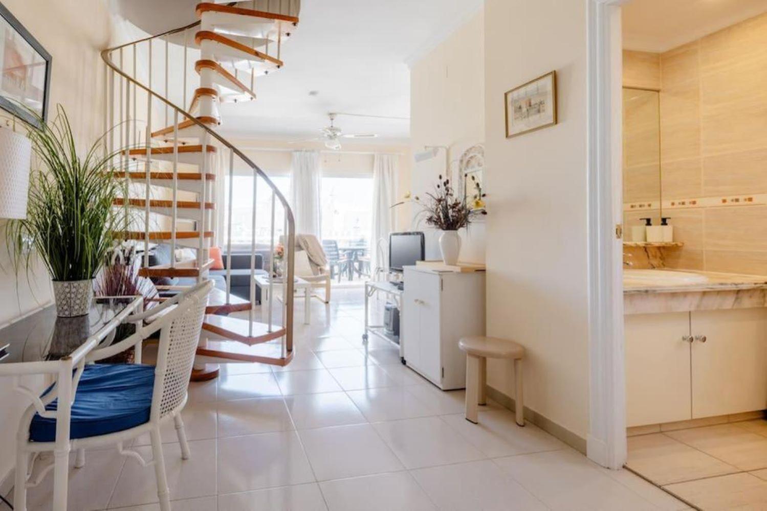 Bookinn Golf Park Sunny Cozy Apartment Near The Ocean With Large Double Terraces, Fiber Wifi, 3 Pools, Bbq Tenerife South Сан Мигел де Абона Екстериор снимка